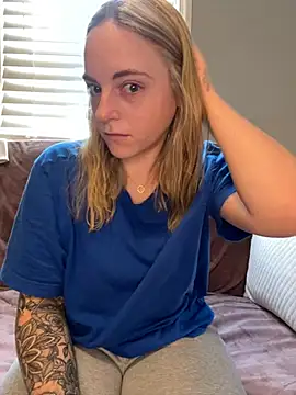jaseyrae online show from 05-09-26, 02:42