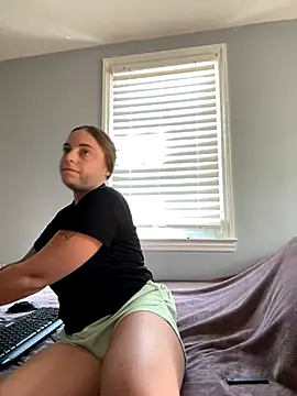 jaseyrae online show from 10-05-25, 04:42