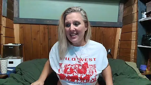 lisaxlovexxx online show from 04-29-26, 01:43