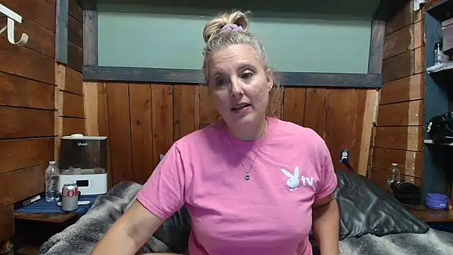 lisaxlovexxx online show from 05-17-26, 02:33