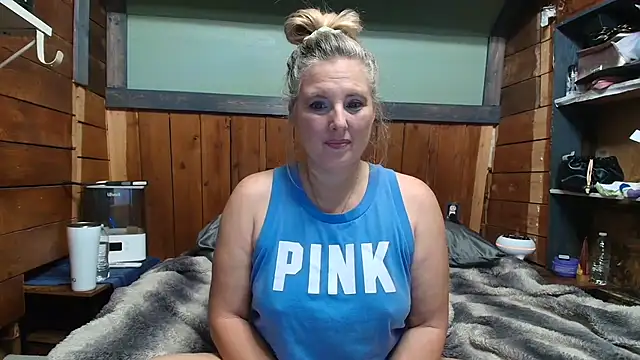 lisaxlovexxx online show from 05-29-26, 04:35