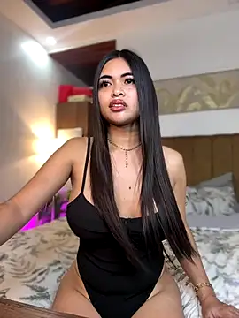 Snapshot of Bombshell_Ashy chatting on 01-07-26, 05:01 Bombshell Ashy online show from 01-07-26, 05:01