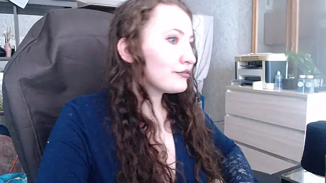 Snapshot of AnKey_Rayah chatting on 02-27-25, 05:51 AnKey Rayah online show from 02-27-25, 05:51