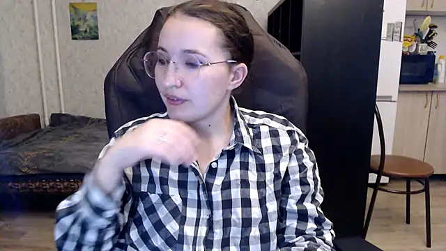 Snapshot of AnKey_Rayah chatting on 10-22-25, 04:06 AnKey Rayah online show from 10-22-25, 04:06