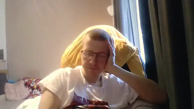 Snapshot of David250692 chatting on 03-02-26, 09:16 David250692 online show from 03-02-26, 09:16