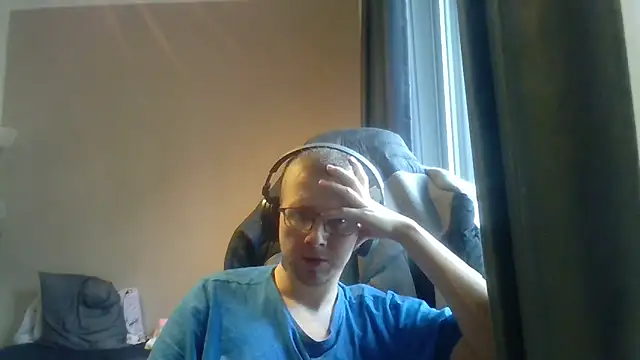 David250692 online show from 06-10-26, 12:17