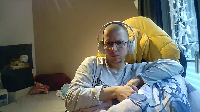 David250692 online show from 11-25-25, 09:31