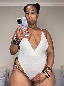CurvyDesire1 online show from 06-01-26, 02:45