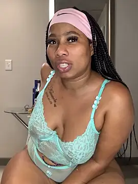 CurvyDesire1 online show from 10-27-25, 06:31