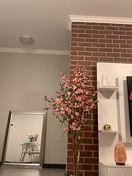 CurvyDesire1 online show from 04-16-26, 09:37