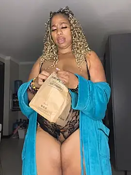 CurvyDesire1 online show from 07-13-26, 09:14