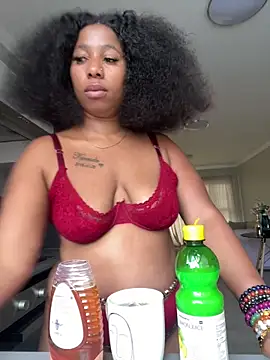 CurvyDesire1 online show from 04-23-26, 05:25