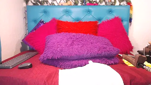 SARAWILLS online show from 11-03-25, 02:09