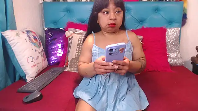 SARAWILLS online show from 03-27-26, 01:56