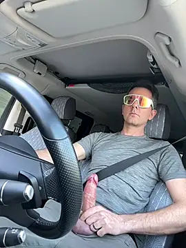 Snapshot of real6outdoors chatting on 02-27-26, 02:17 real6outdoors online show from 02-27-26, 02:17