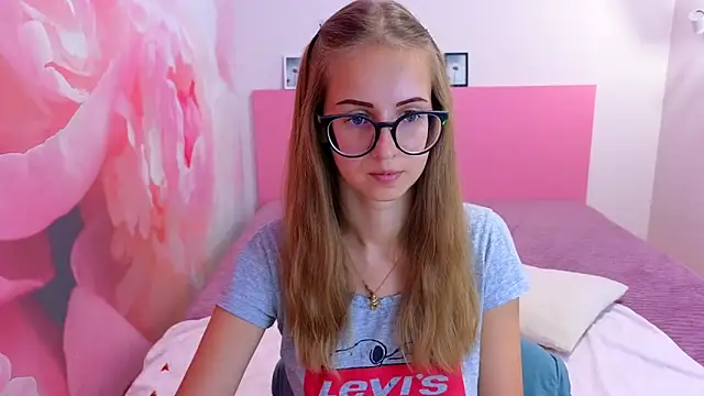 AliceAdams online show from 09-17-25, 06:48