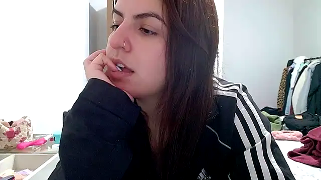 chelbyy online show from 11-13-25, 03:43