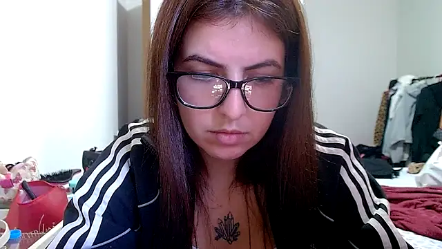 chelbyy online show from 11-11-25, 05:52