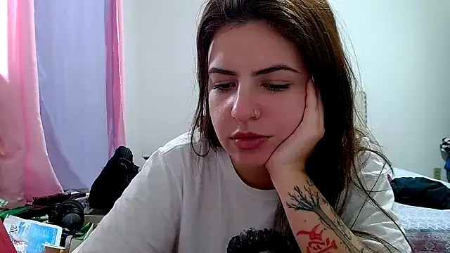 chelbyy online show from 11-18-25, 05:16