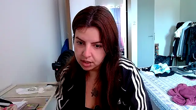 Snapshot of chelbyy chatting on 09-30-25, 12:22 chelbyy online show from 09-30-25, 12:22