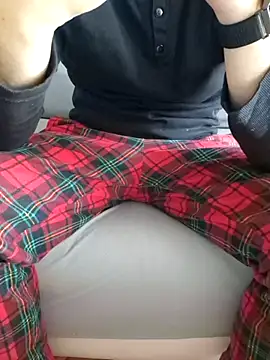 Snapshot of praqun2021 chatting on 02-24-26, 06:47 praqun2021 online show from 02-24-26, 06:47