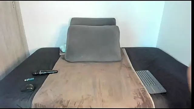 AmeliPonce online show from 06-14-26, 03:35