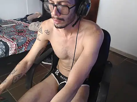 alisterxxx online show from 05-30-26, 02:23
