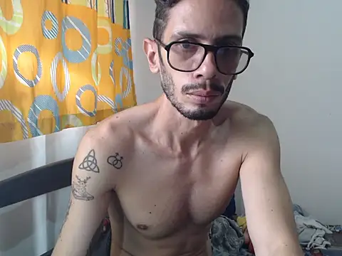 alisterxxx online show from 05-21-26, 03:53