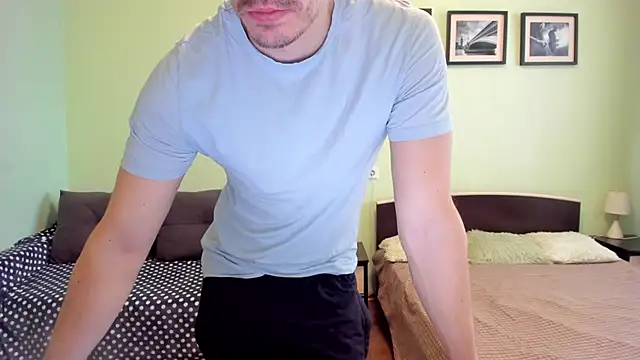 Marrymepls online show from 04-19-26, 04:57
