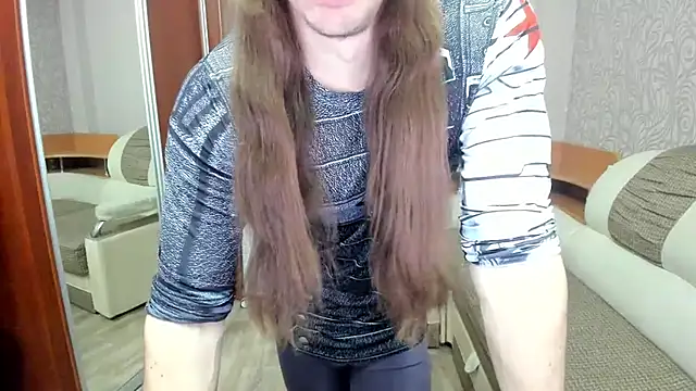 Snapshot of Marrymepls chatting on 02-14-26, 01:22 Marrymepls online show from 02-14-26, 01:22