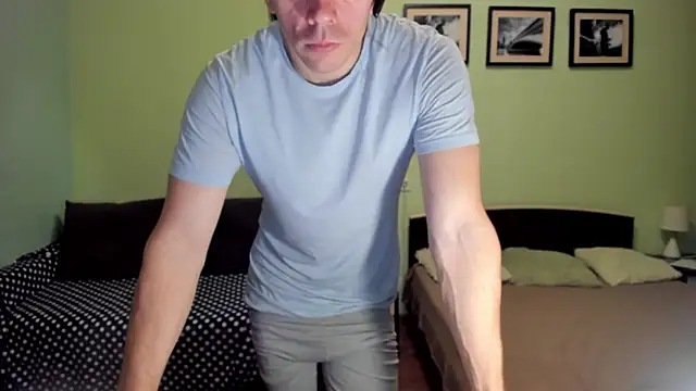 Marrymepls online show from 04-22-26, 04:03
