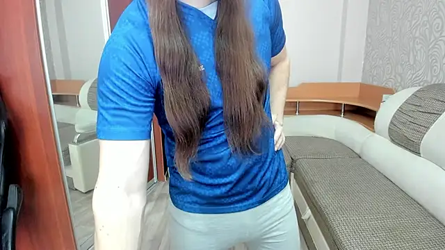 Snapshot of Marrymepls chatting on 03-23-26, 09:31 Marrymepls online show from 03-23-26, 09:31