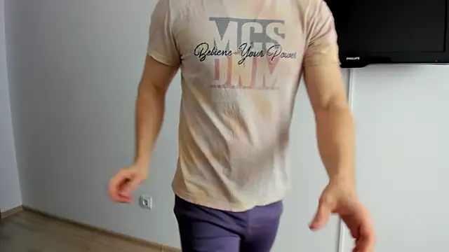 Snapshot of Marrymepls chatting on 04-04-26, 04:19 Marrymepls online show from 04-04-26, 04:19