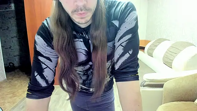 Snapshot of Marrymepls chatting on 03-27-26, 01:12 Marrymepls online show from 03-27-26, 01:12