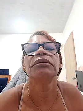 BustyMilf  online show from 09-18-25, 12:52