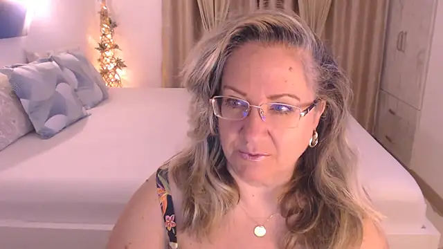 Raisshy online show from 11-05-25, 04:48