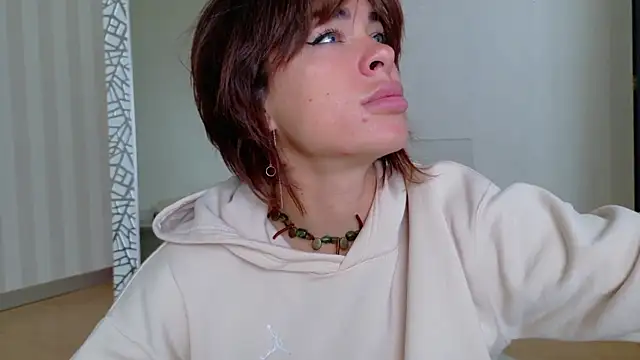 girl nextd00r online show from 03-06-25, 01:14