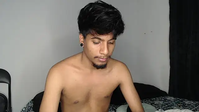 Snapshot of stevenosori chatting on 10-12-25, 11:17 stevenosori online show from 10-12-25, 11:17