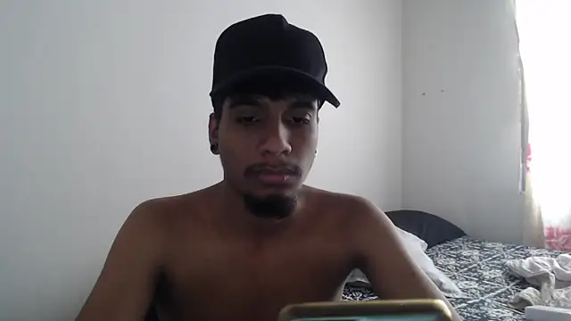 Snapshot of stevenosori chatting on 10-09-25, 04:18 stevenosori online show from 10-09-25, 04:18