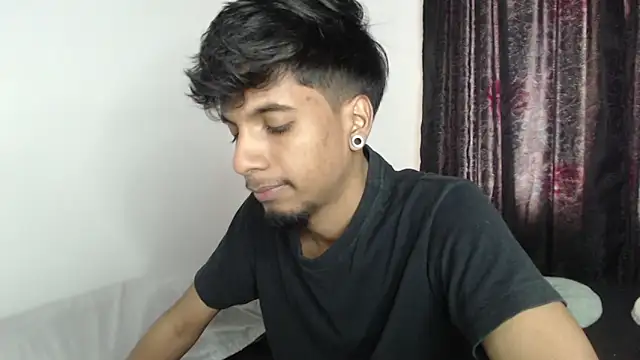 Snapshot of stevenosori chatting on 09-17-25, 04:53 stevenosori online show from 09-17-25, 04:53