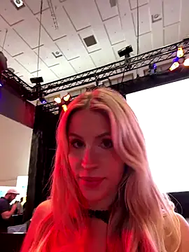 jasminesummer online show from 09-26-25, 10:11