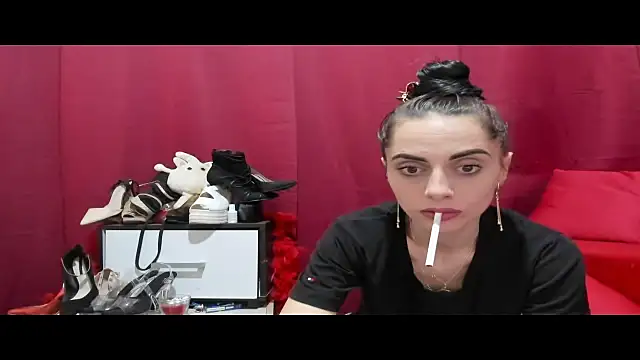 Snapshot of jessystarr chatting on 05-20-26, 10:23 jessystarr online show from 05-20-26, 10:23