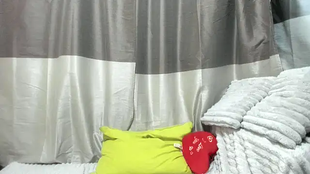 jessystarr online show from 11-18-25, 05:49