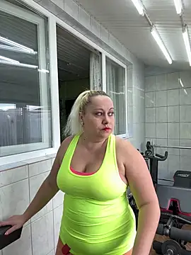 Snapshot of SabinaSweety chatting on 03-14-25, 11:01 SabinaSweety online show from 03-14-25, 11:01