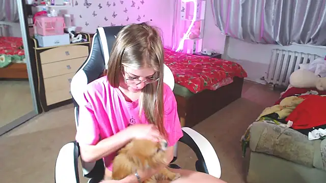 Snapshot of Kira_honeyy chatting on 03-02-25, 11:30 Kira honeyy online show from 03-02-25, 11:30