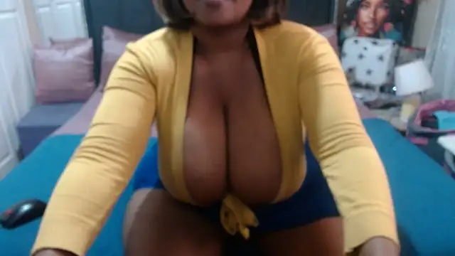 BUSTYDEE online show from 10-15-25, 02:36