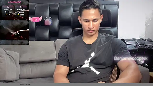 BenjaminCooperk online show from 11-09-25, 11:42