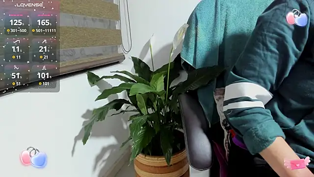 Ariella tits online show from 03-22-25, 04:14