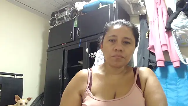 adrixxx38 online show from 04-06-26, 05:30