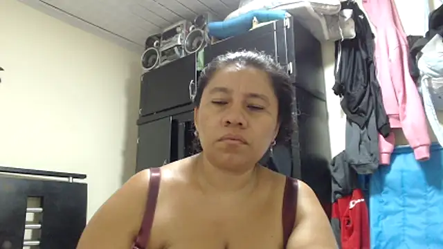 adrixxx38 online show from 04-15-26, 08:31